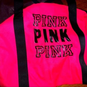 Get the bag and the sweater from pink together